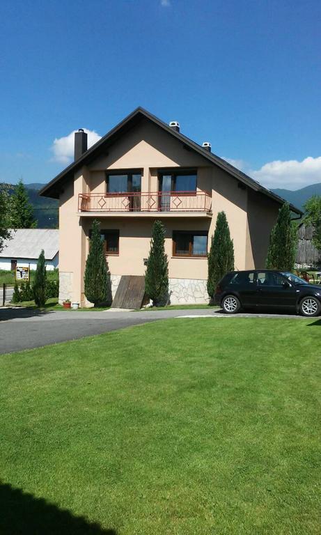 House Pribic Hotel Vrelo Koreničko Екстериор снимка
