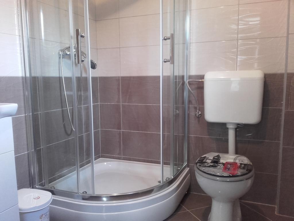 House Pribic Hotel Vrelo Koreničko Екстериор снимка